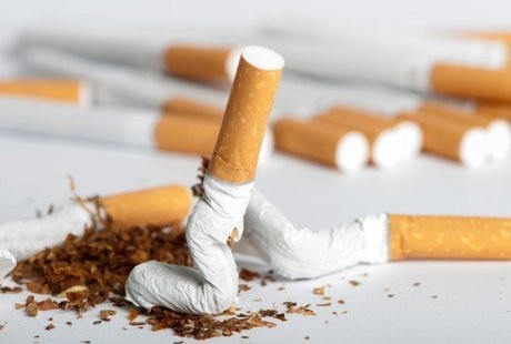 bebas-asap-rokok-di-rumah